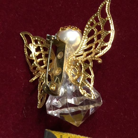 Angel Gold Wings Glass Body Pearl Head Pin - Picture 3 of 4